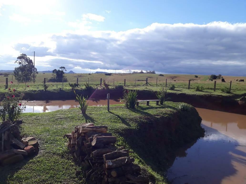 Sitio Buraco Fundo Hotell Vale Verde Eksteriør bilde